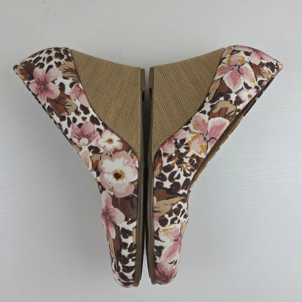 Aerosoles Plum Tree Floral Wedge 3